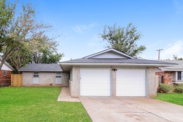 813 HAMPTON DR Del City, OK 73115